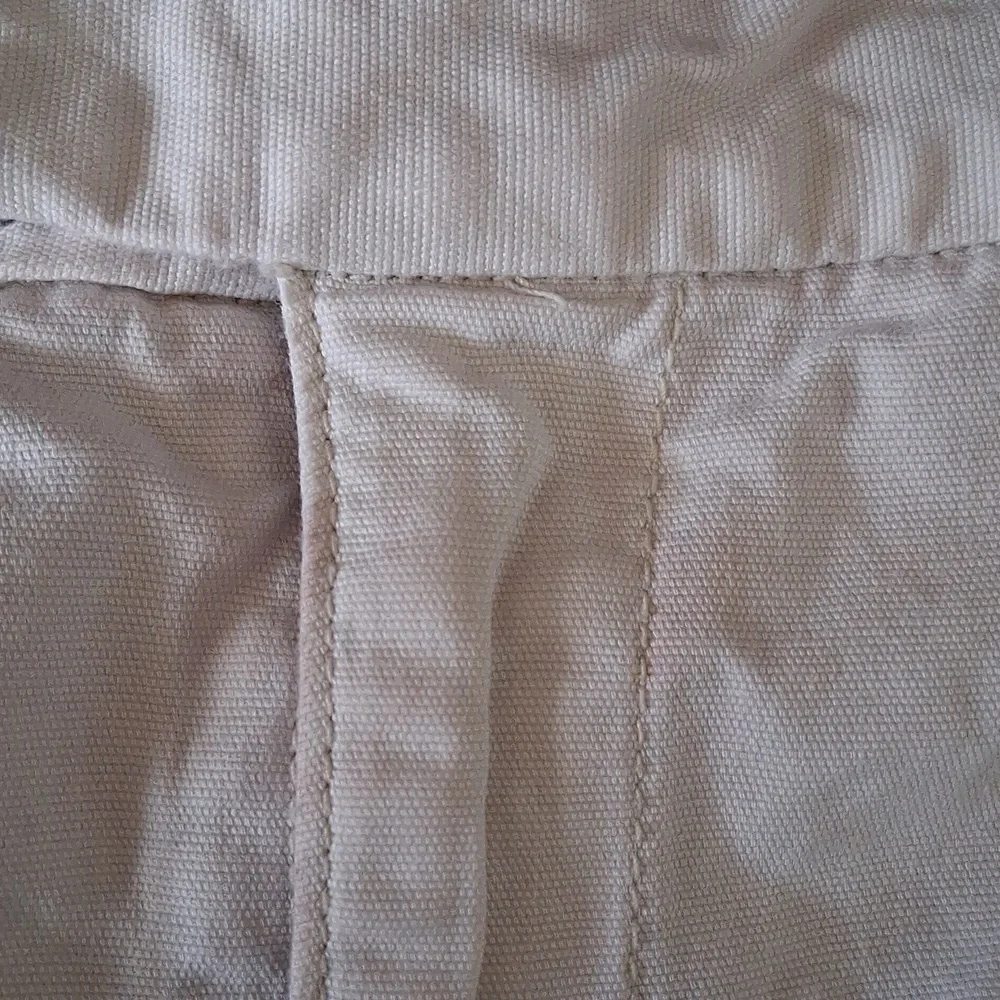 American Eagle Outfitters chic white